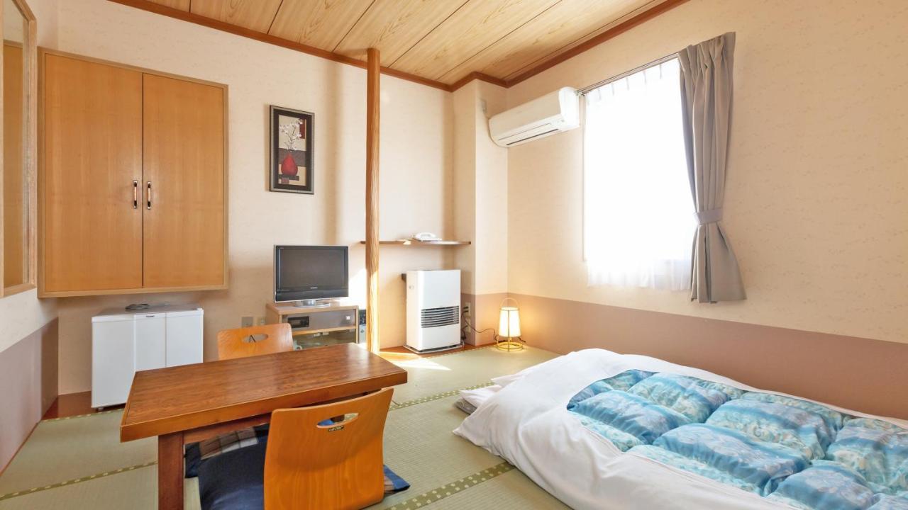 Hotel Sato Shinhidaka Exteriör bild